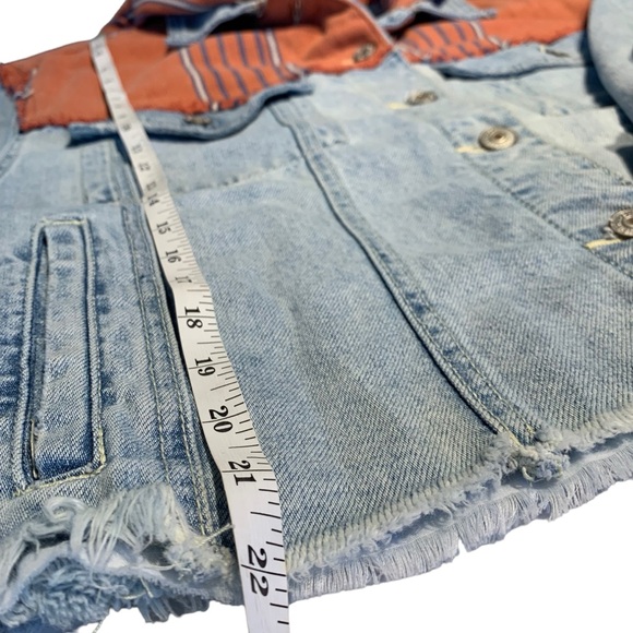 FREE PEOPLE | NWOT Baja Hooded Distressed Denim Jacket - Picture 12 of 13